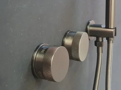 Moderne regendouche gun metal Mood60 kopen bij Sanitear voor industriële stijl